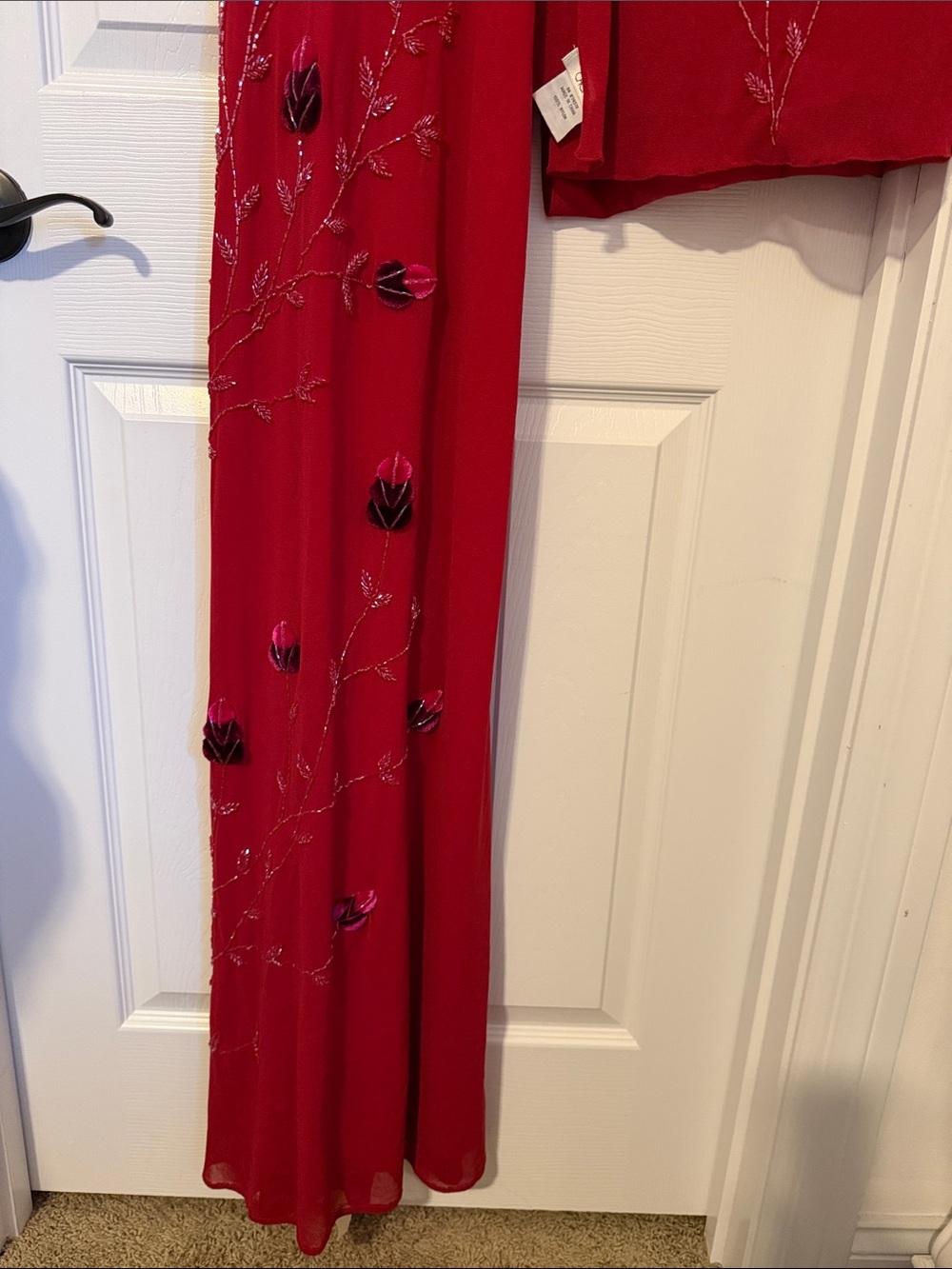 Cache Red Sheer Evening dress & Wrap with Subtle beaded & velvet embellishments - Picture 2 of 11